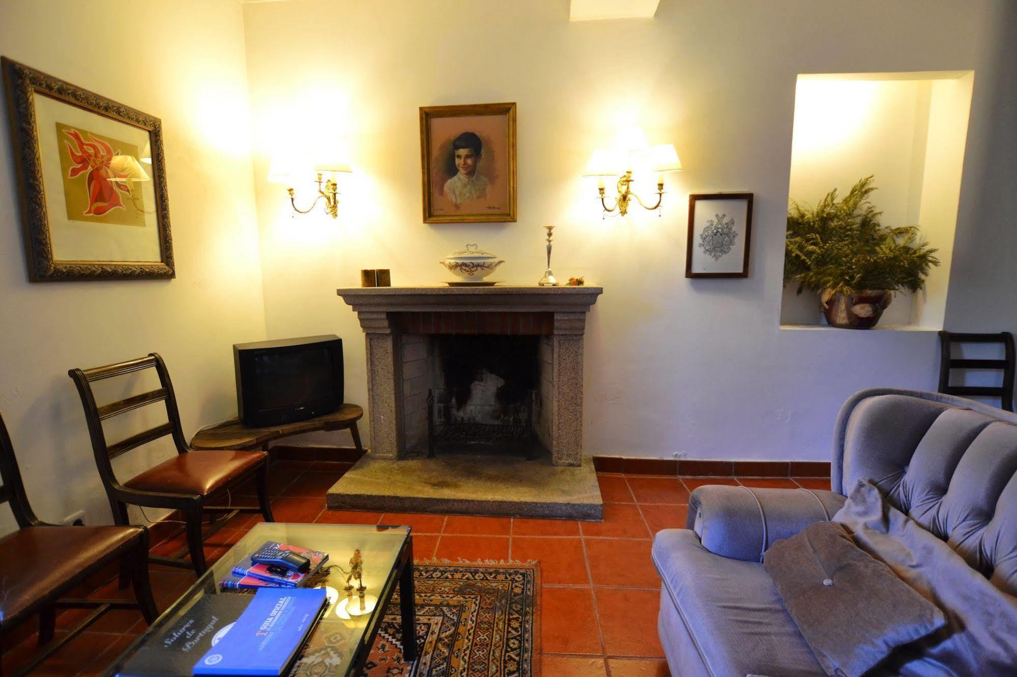 Casa Dos Assentos De Quintiaes Bed & Breakfast Barcelos Dış mekan fotoğraf